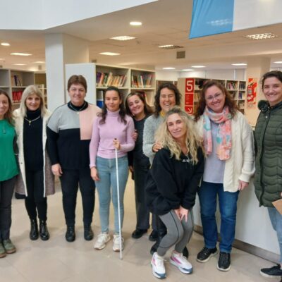 Señaléticas en Braille en la Biblioteca Central de la Universidad Nacional del Centro
