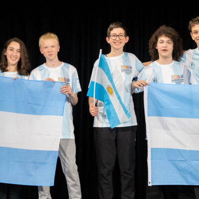 Mención de honor para estudiantes de la UBA en olimpíada internacional de matemática